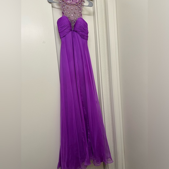 Prom Dress - Picture 1 of 4
